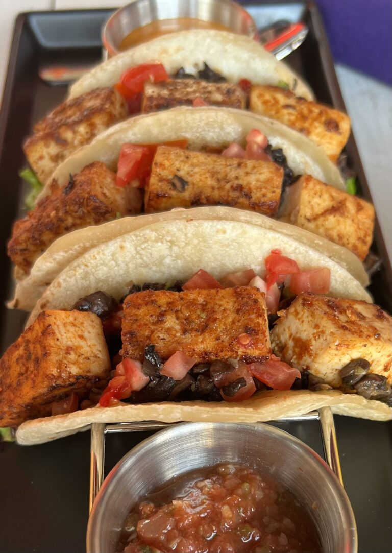 Chili tofu tacos